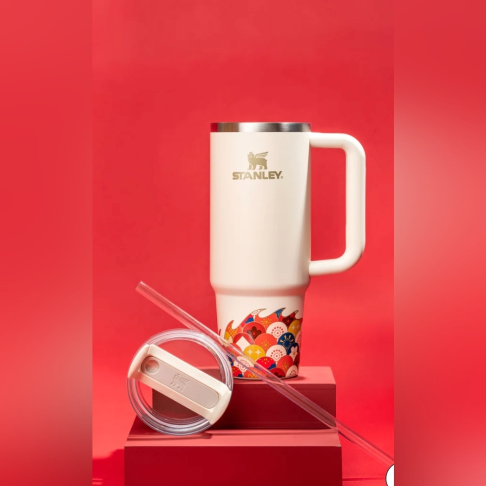 THE LUNAR NEW YEAR LIMITED EDITION QUENCHER H2.0 FLOWSTATE™ TUMBLER | 30 OZ